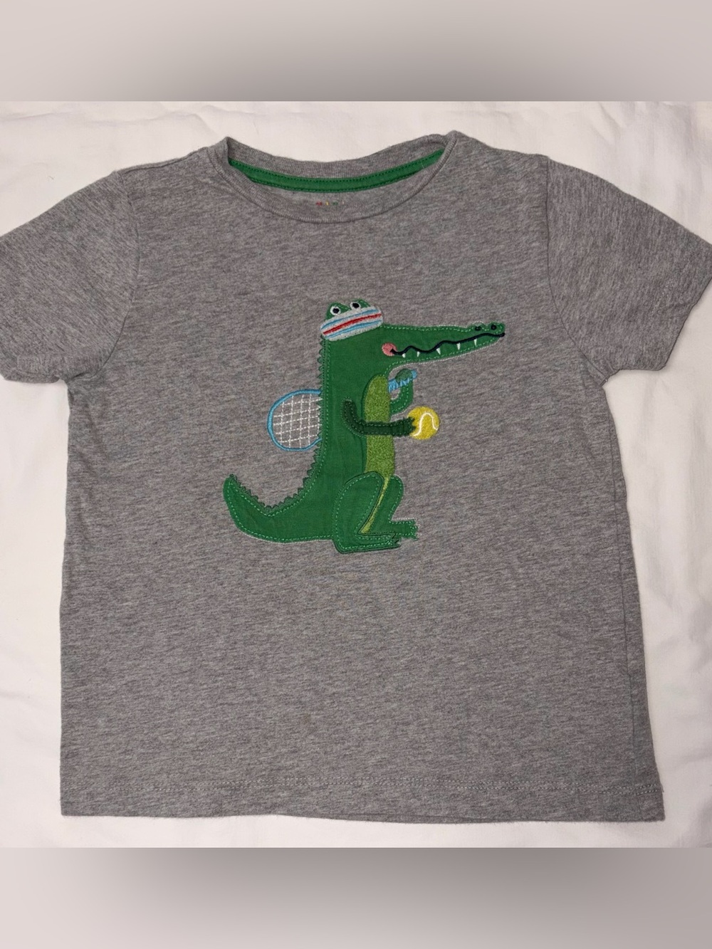 Mini Boden tee shirt with adorable alligator applique sz 3-4 years EUC